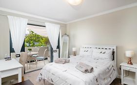 Blue Moon Apartments