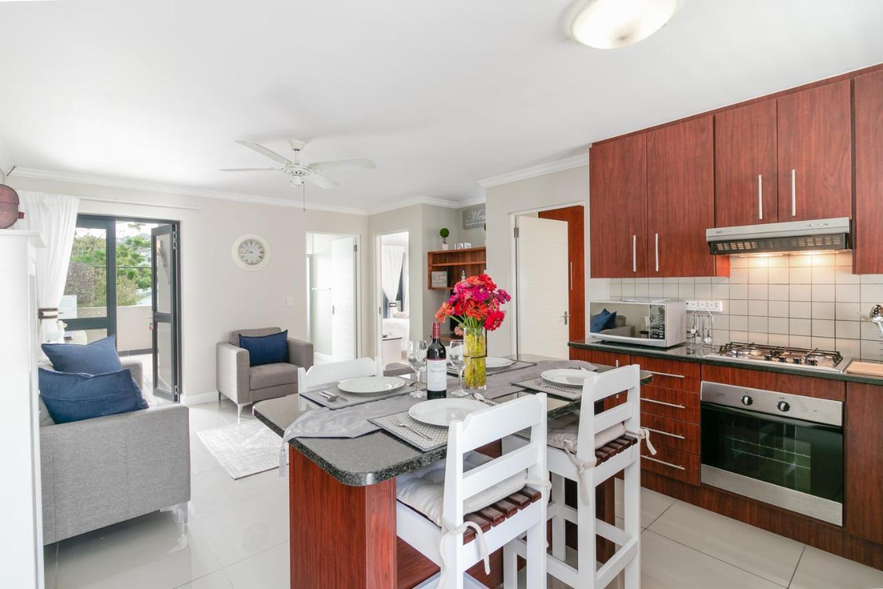 Blue Moon Apartments Knysna Extérieur photo