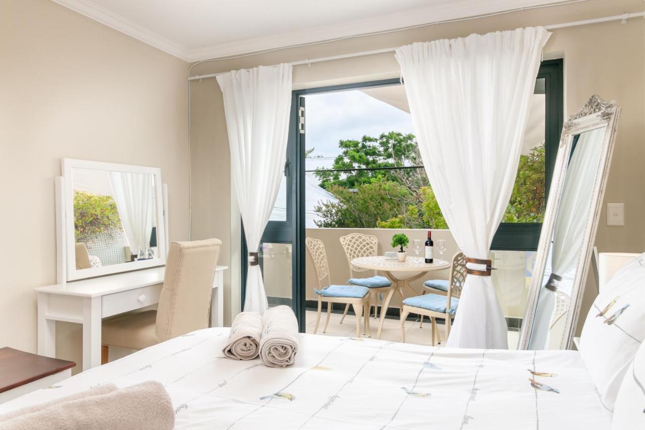 Blue Moon Apartments Knysna Extérieur photo