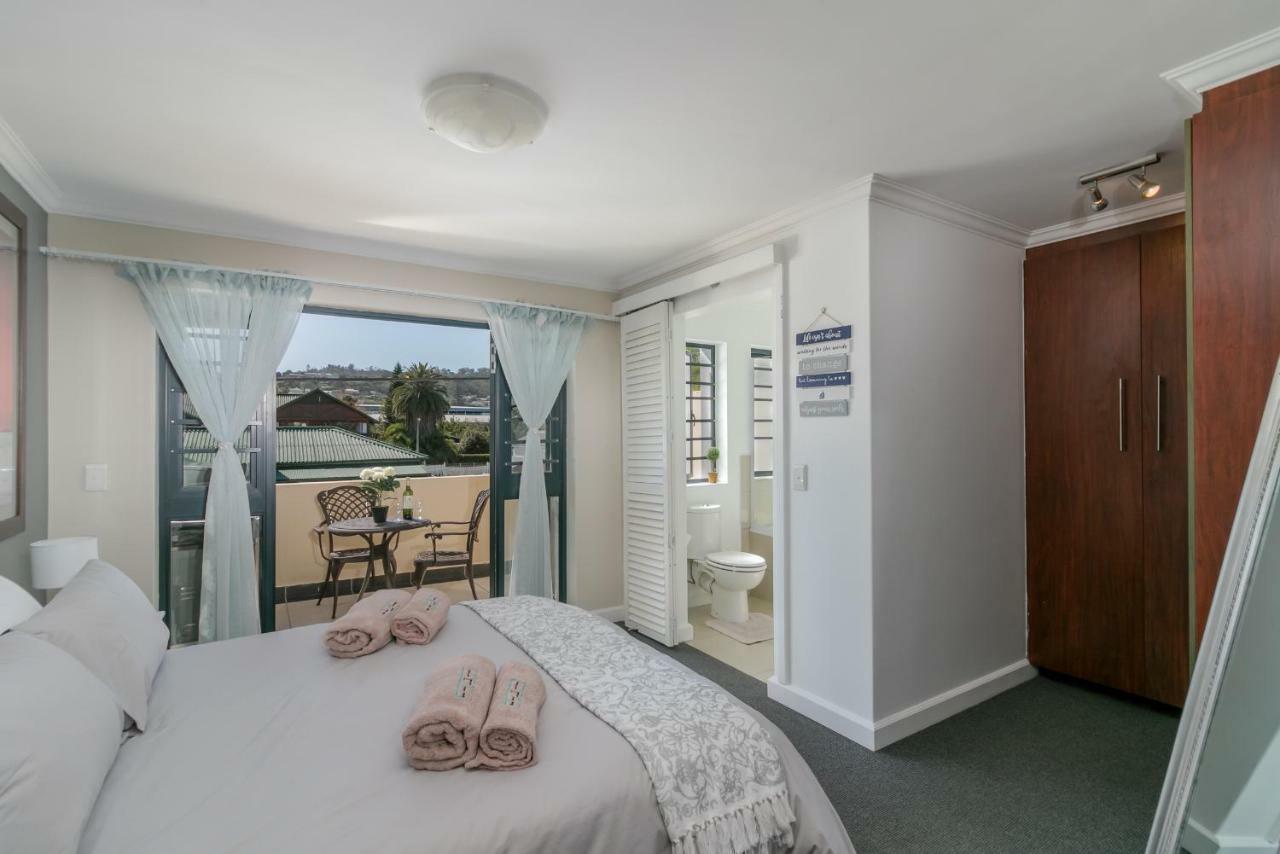 Blue Moon Apartments Knysna Extérieur photo